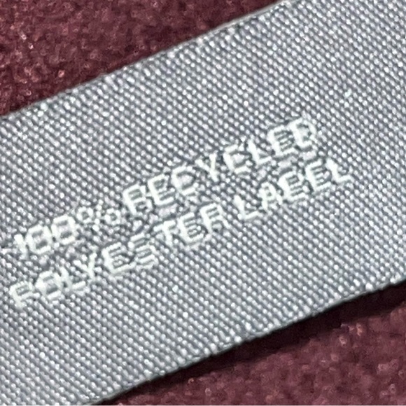 SWEATY BETTY Sweatshirt Altitude Thermal Half SNAP Plum Red Side Zippers Pockets - Picture 16 of 16